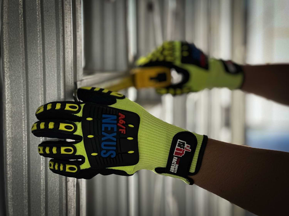 YSF G419R Nexus Cut 5 High Peformance Mechanic Glove