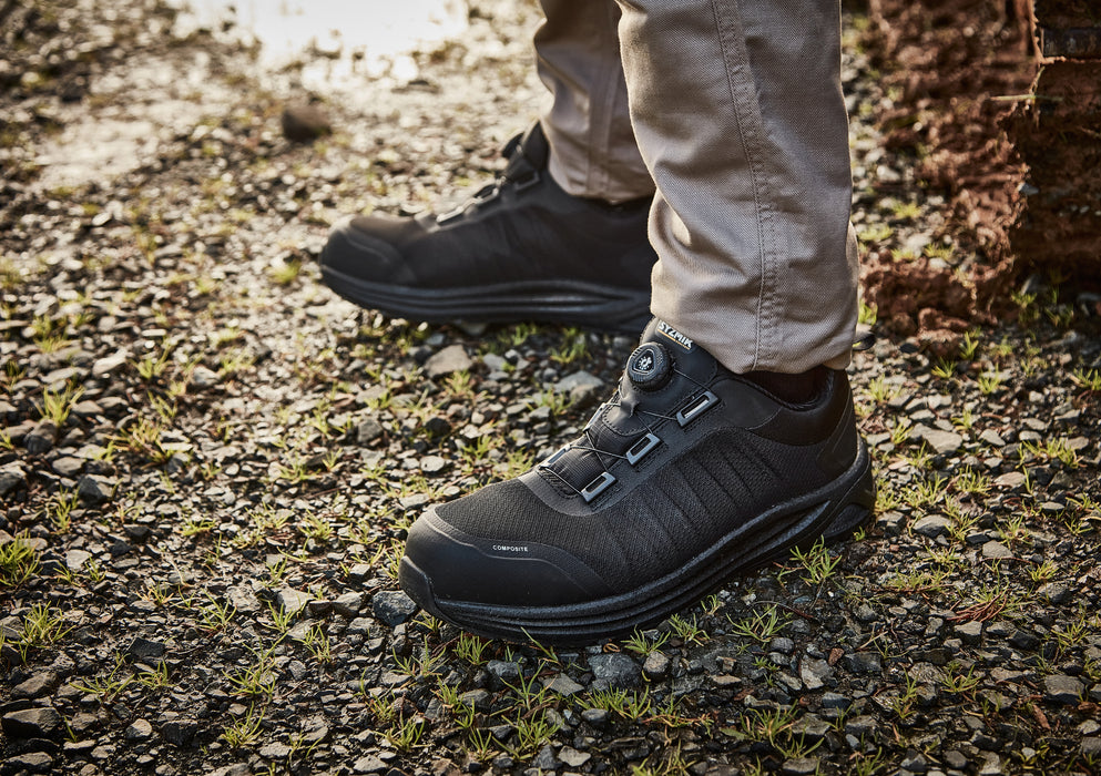 Syzmik ZFF301 UltraLite Lo Black Freelock Boa Shoe