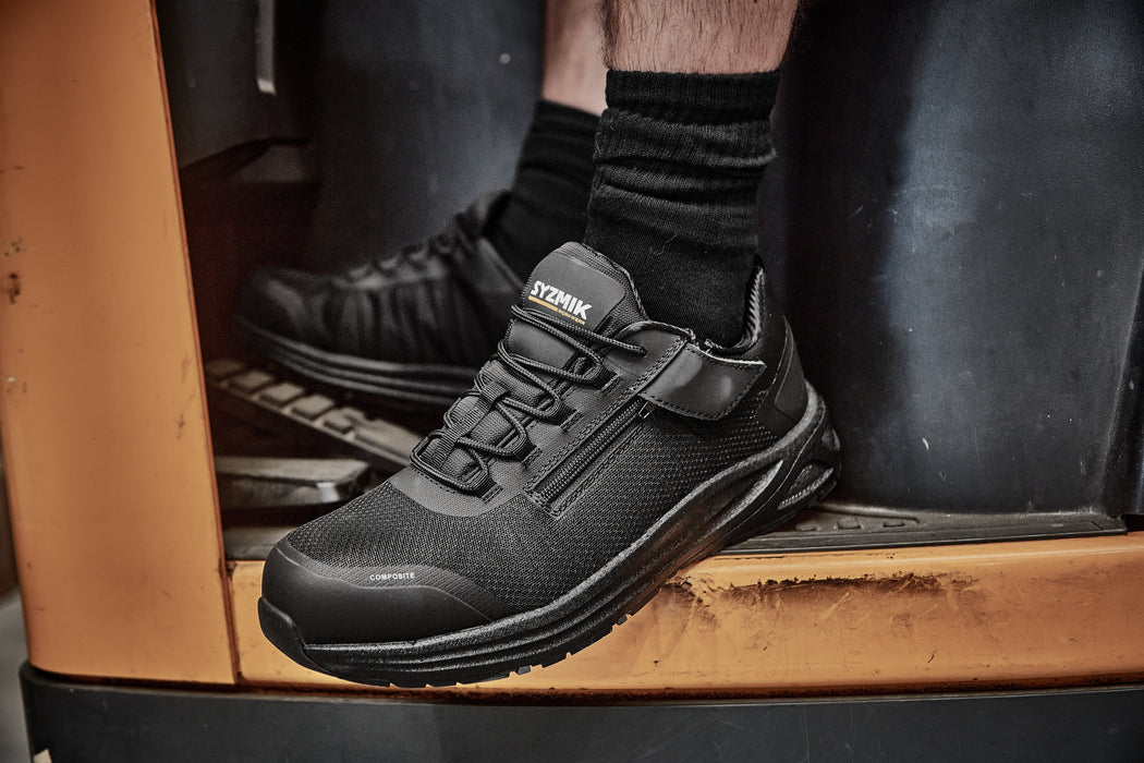 Syzmik ZFL303 UltraLite Lo Black with Zip shoe
